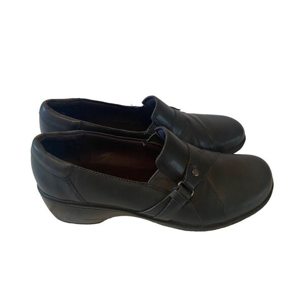 Clarks Blue Upper Leather Slip-On Wedge Heel Rubber Soled Shoes in Ladies Sz 8 - Picture 3 of 7